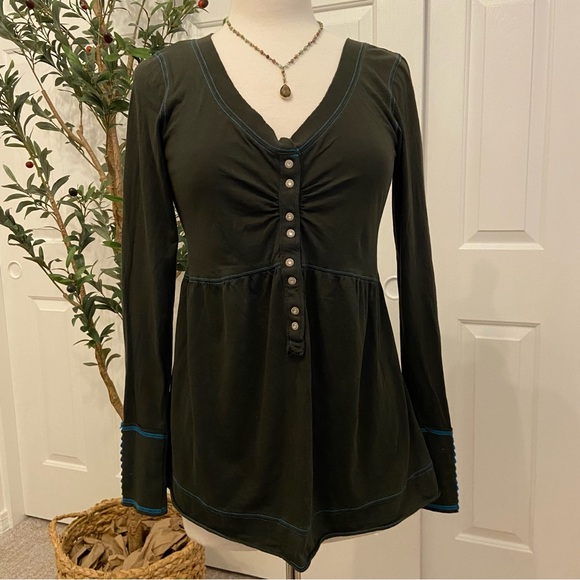 CRUEL Dark Green Top, Rhinestone Buttons, Blue Reverse Stitching - Picture 2 of 11